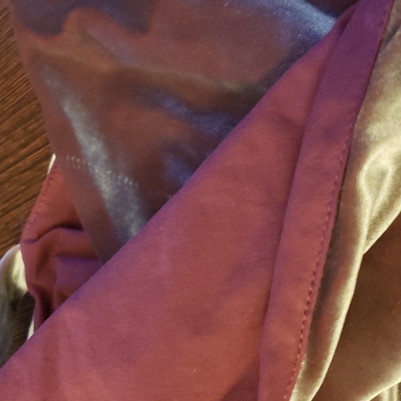 KENDALL + KYLIE l Twist Strap Tank in Granite and Cherry Size Small - Picture 6 of 11